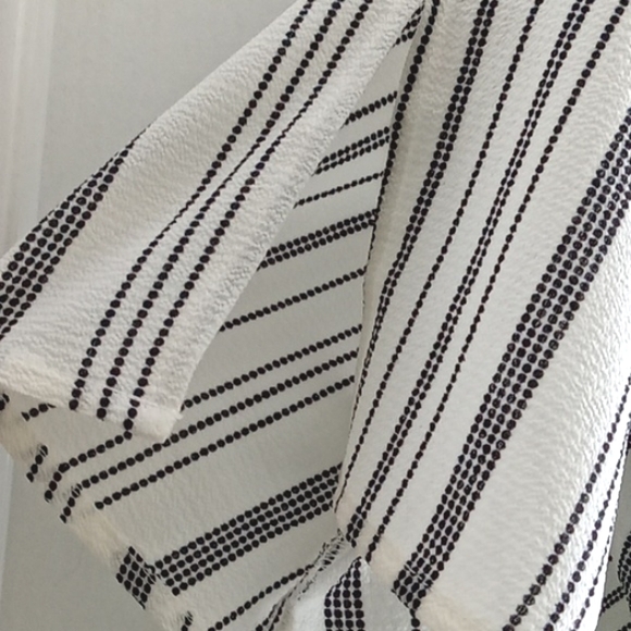 ⭐️ Host Pick⭐️ Maurices |  White/ Black Striped Asymmetrical Hemline Dress - Picture 9 of 12